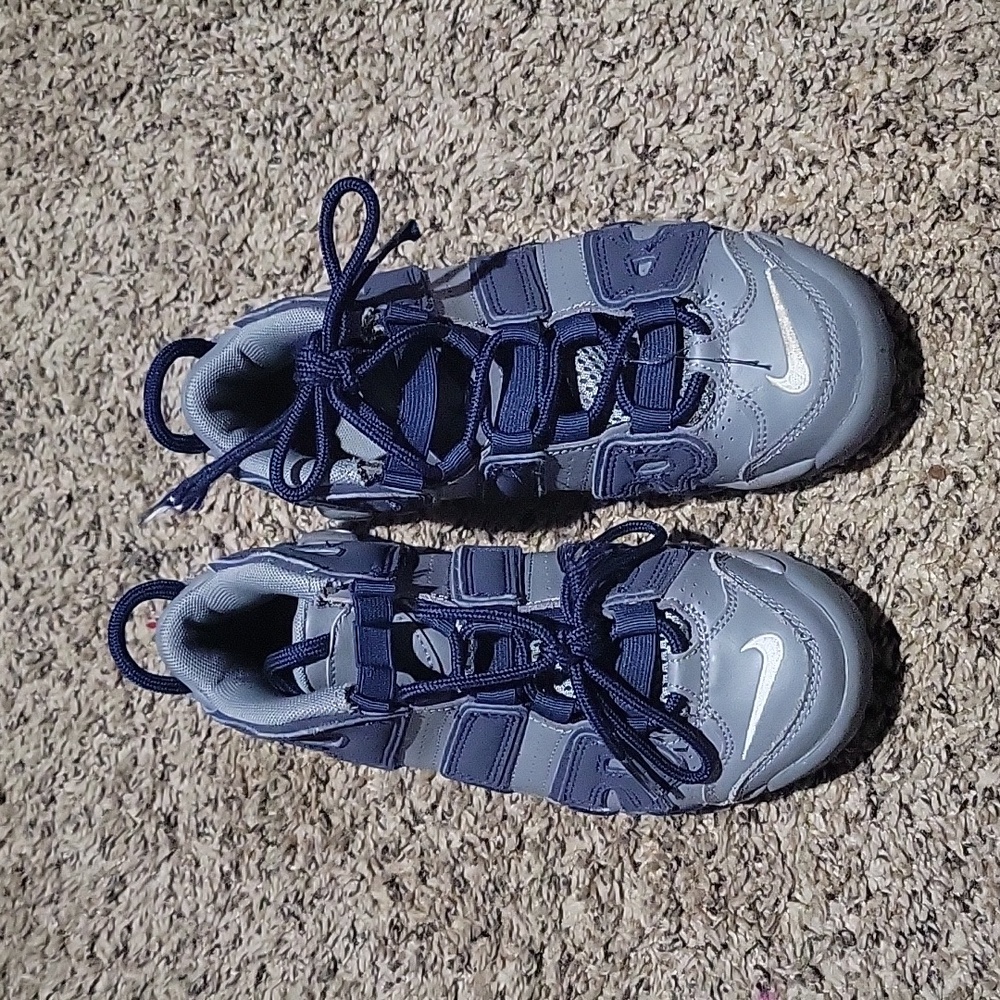 Nike air uptempo